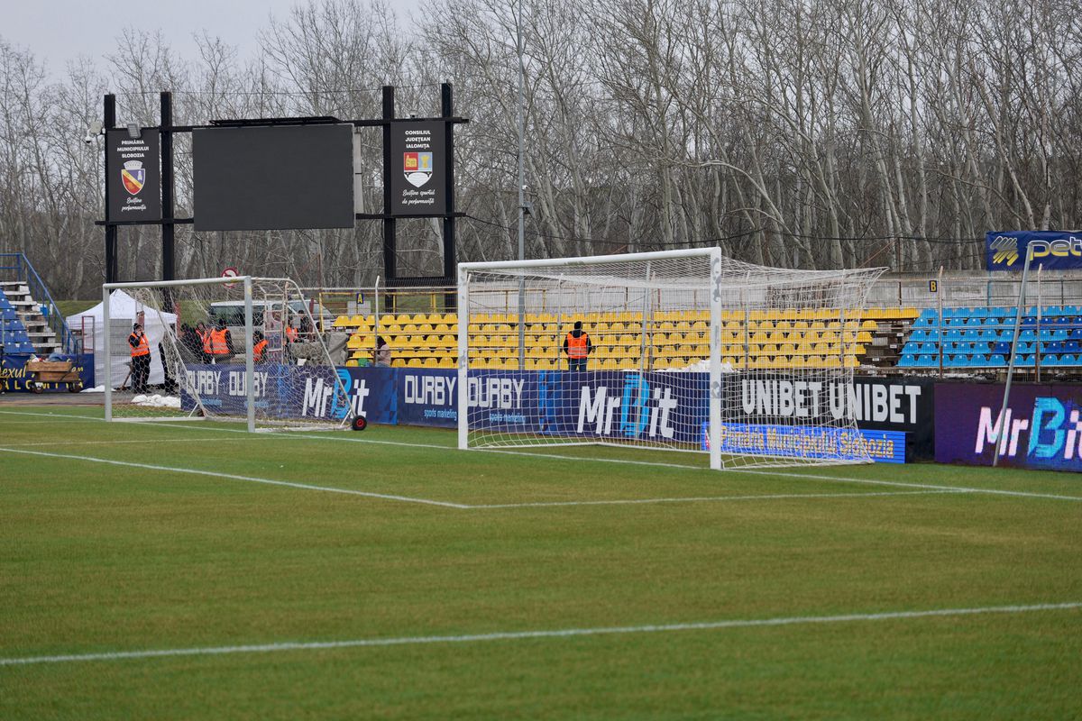 Unirea Slobozia - Rapid, imagini înaintea partidei din etapa 29