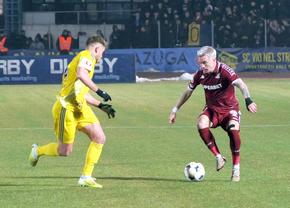 Unirea Slobozia - Rapid » Deschidere de scor în minutul 24: a marcat din nou în 2026! Centrare perfectă a lui Moruțan