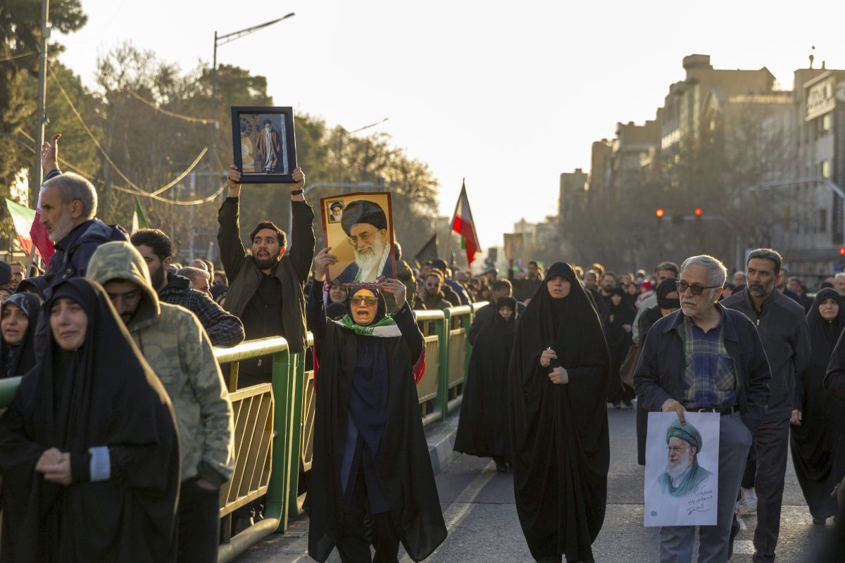 Societatea în Iran - viața într‑un stat teocratic dominat de autoritatea ayatollahilor