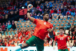 Transfer important! Dinamo s-a înțeles cu un pivot portughez