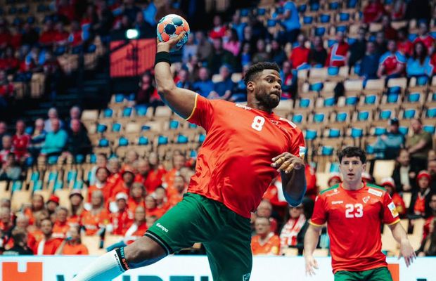 Dinamo și-a găsit pivot pentru sezonul următor! Handbalist dintr-o națională de top