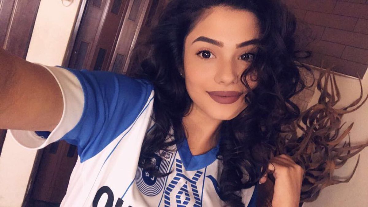 Andreea Stanuica - iubita lui Mihăilă