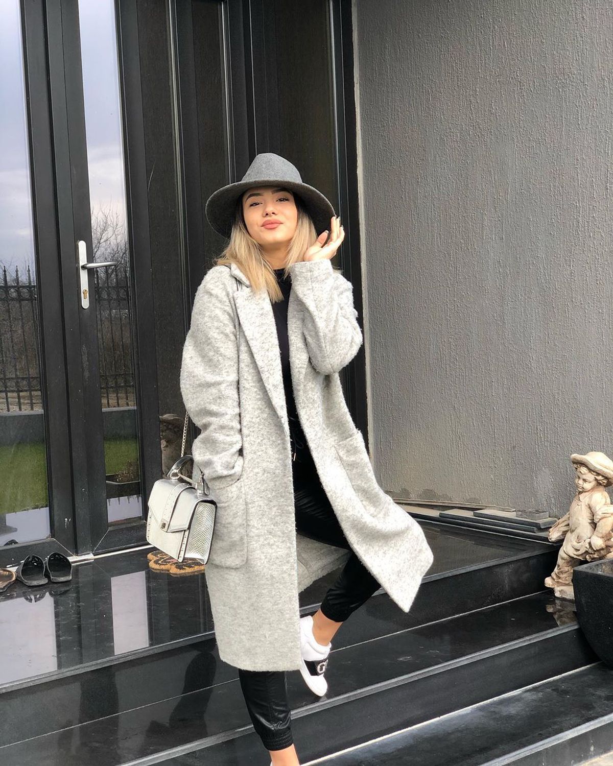 Andreea Stanuica - iubita lui Mihăilă