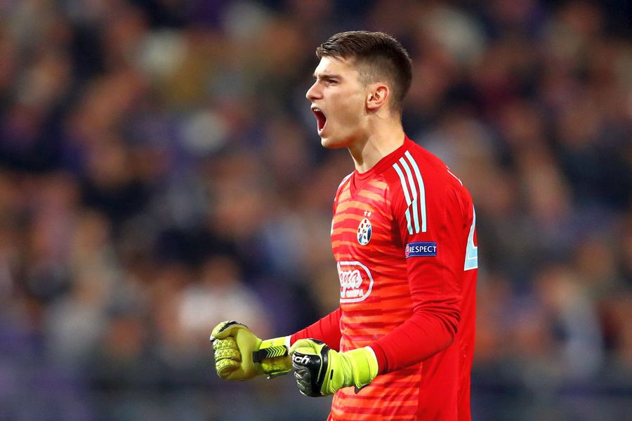 Veste proastă pentru Ciprian Tătărușanu » AC Milan a întocmit o listă de posibili înlocuitori pentru Donnarumma