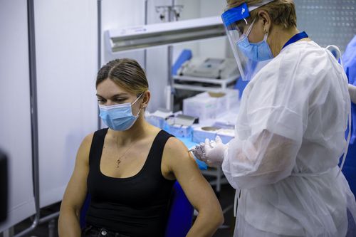 Simona Halep (3 WTA, 29 de ani) s-a vaccinat împotriva COVID-19