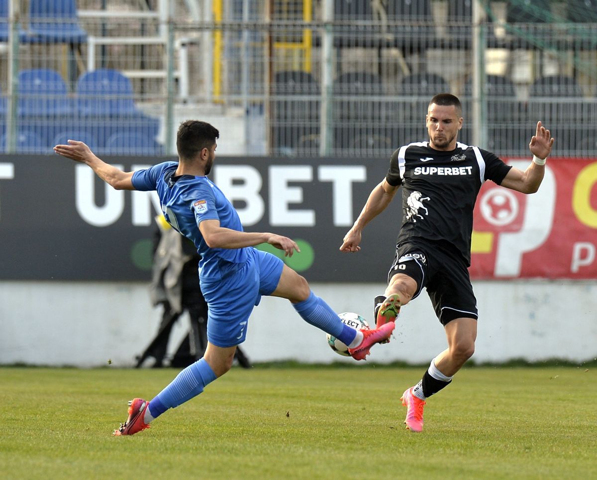 FOTO ACADEMICA CLINCENI - POLI IAȘI 02.04.2021