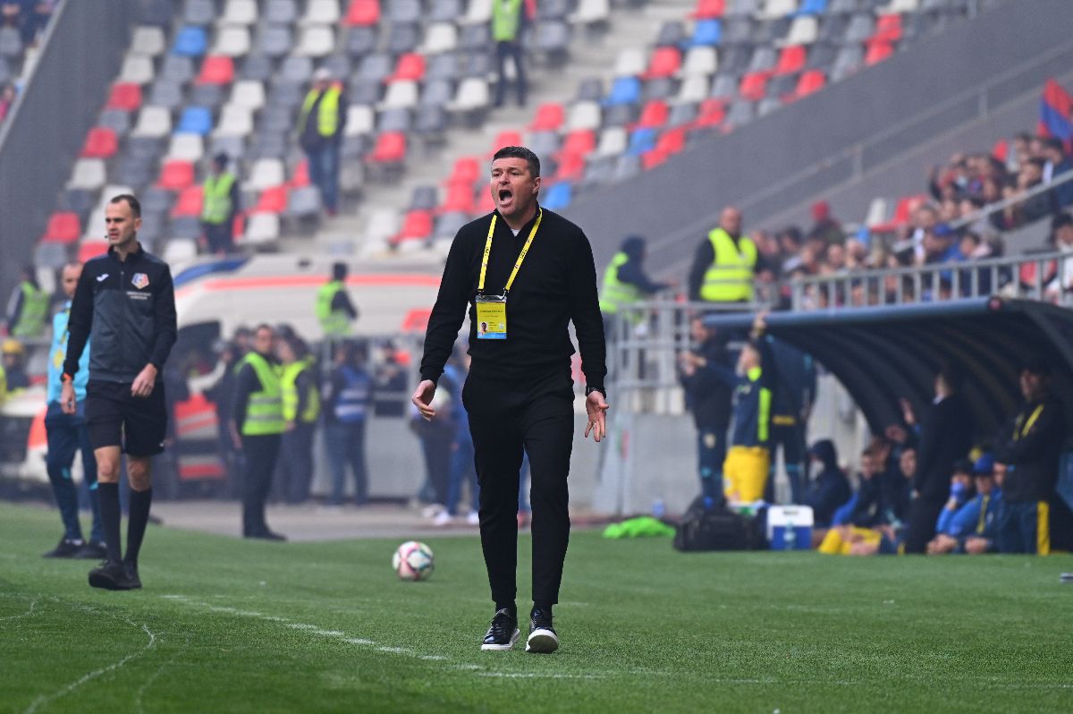 CSA Steaua - Petrolul Ploiești 2-1 » „Militarii” întorc scorul după pauză, într-o atmosferă de vis în Ghencea » Cum arată clasamentul din Liga 2