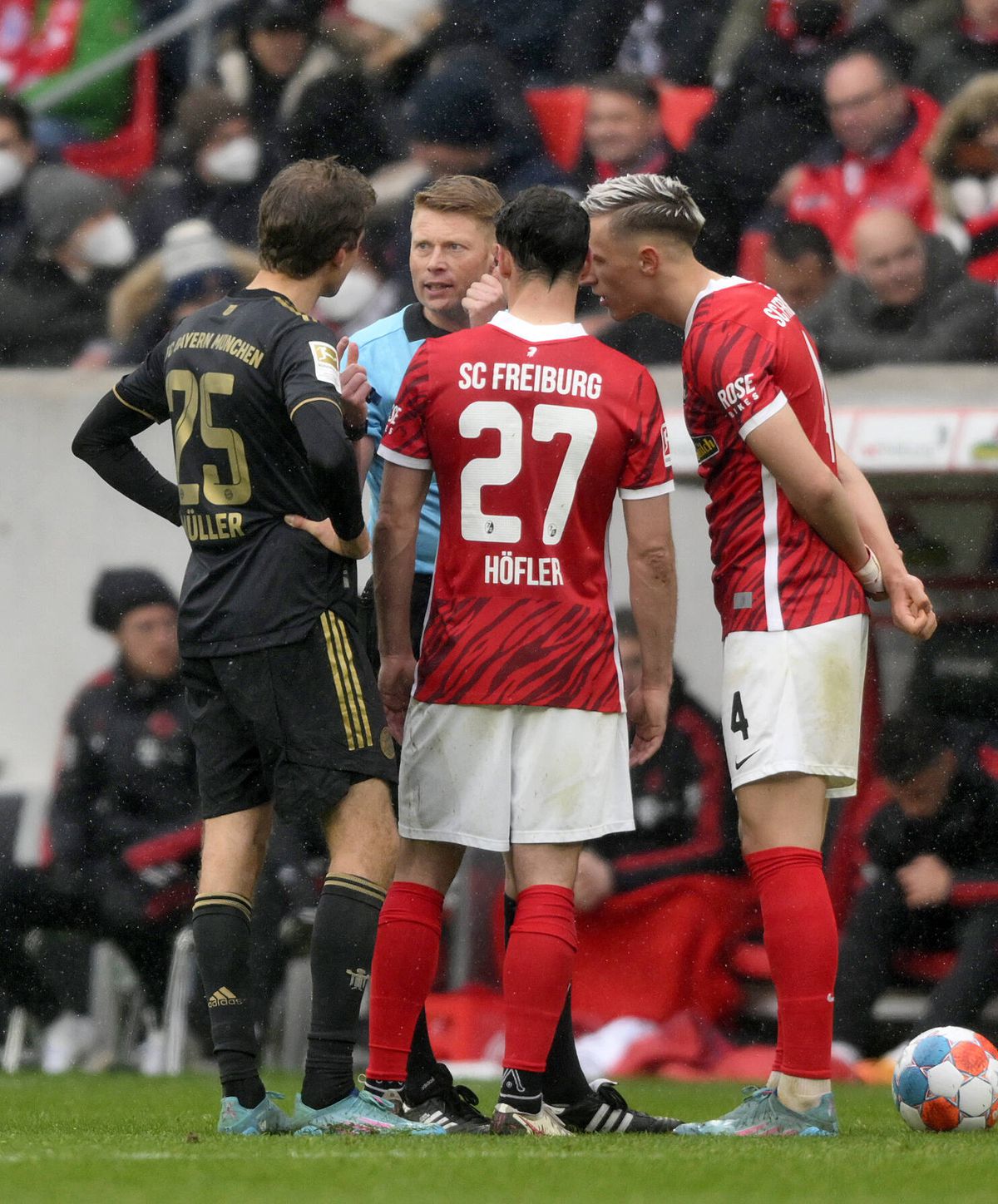 Pierde Bayern Munchen la masa verde? Ce urmează în Bundesliga, după gafa incredibilă a campioanei