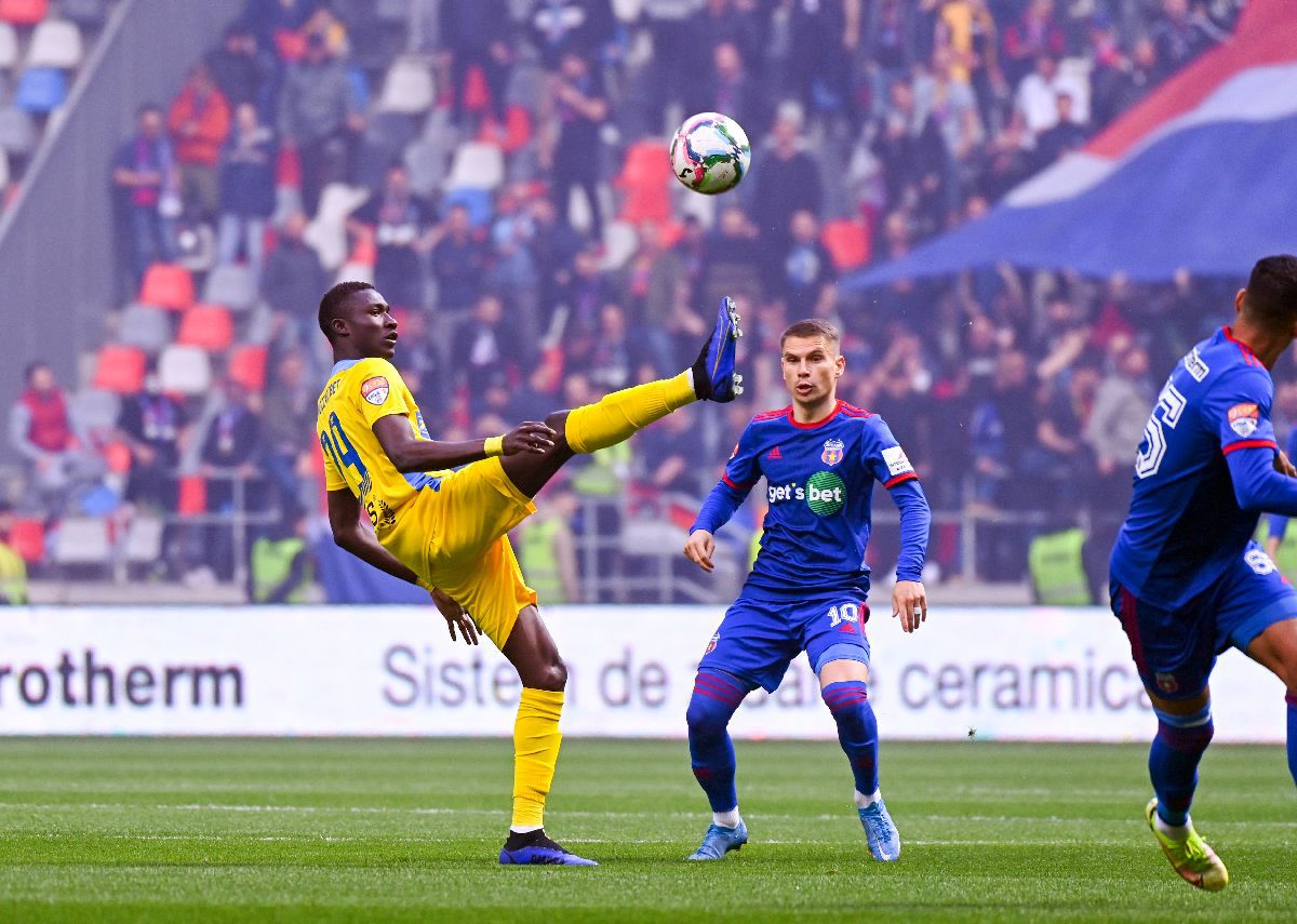 Daniel Oprița, încântat după CSA Steaua - Petrolul » Ce le-a spus jucătorilor la pauză