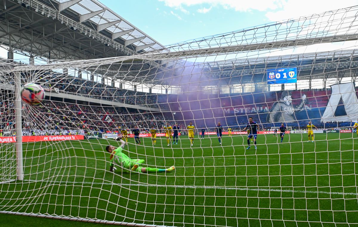 Steaua - Petrolul, derby old-school în Templul Fotbalului Românesc / 2 aprilie 2022