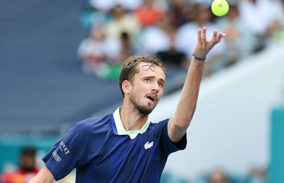 Daniil Medvedev, operat după eliminarea de la Miami » Ce turnee poate rata