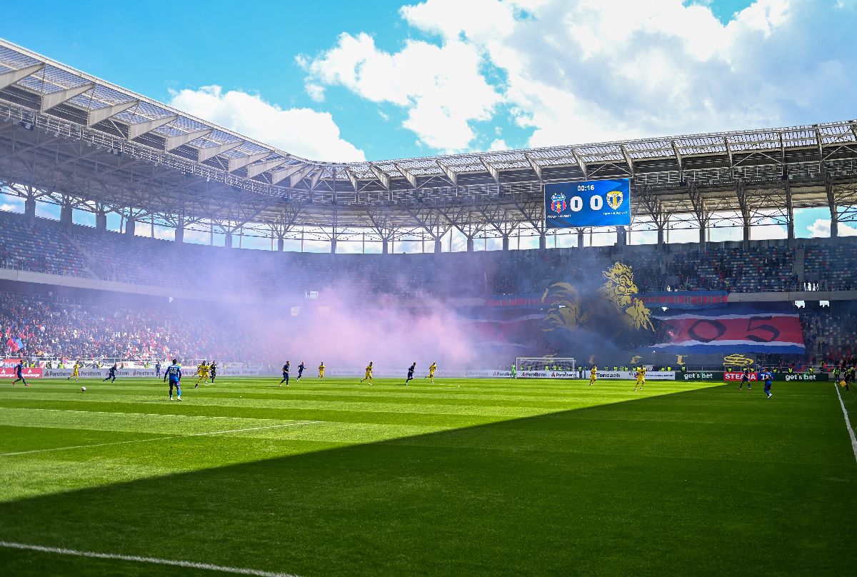 Show în Ghencea! Ultrașii Stelei, scenografie 3D spectaculoasă: „Vrem Steaua în A!”