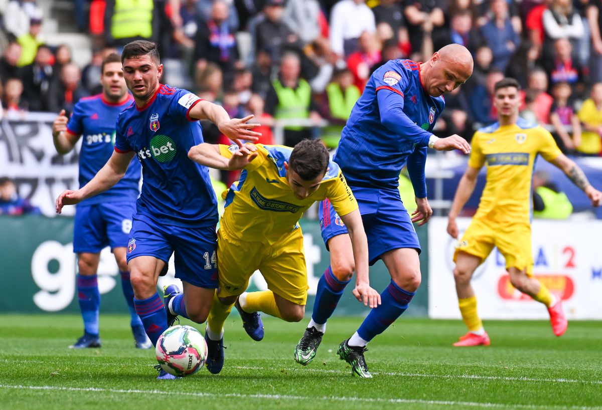 Steaua - Petrolul, derby old-school în Templul Fotbalului Românesc / 2 aprilie 2022