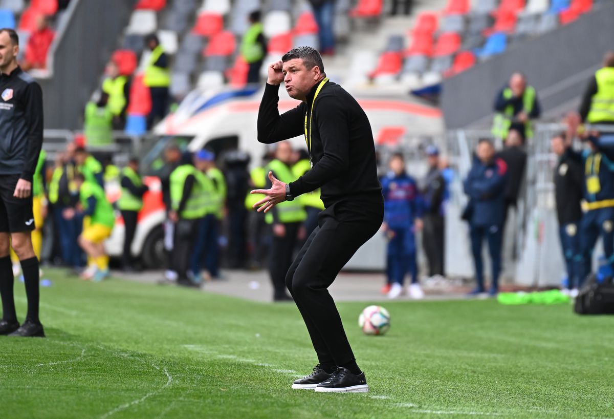 Daniel Oprița, încântat după CSA Steaua - Petrolul » Ce le-a spus jucătorilor la pauză