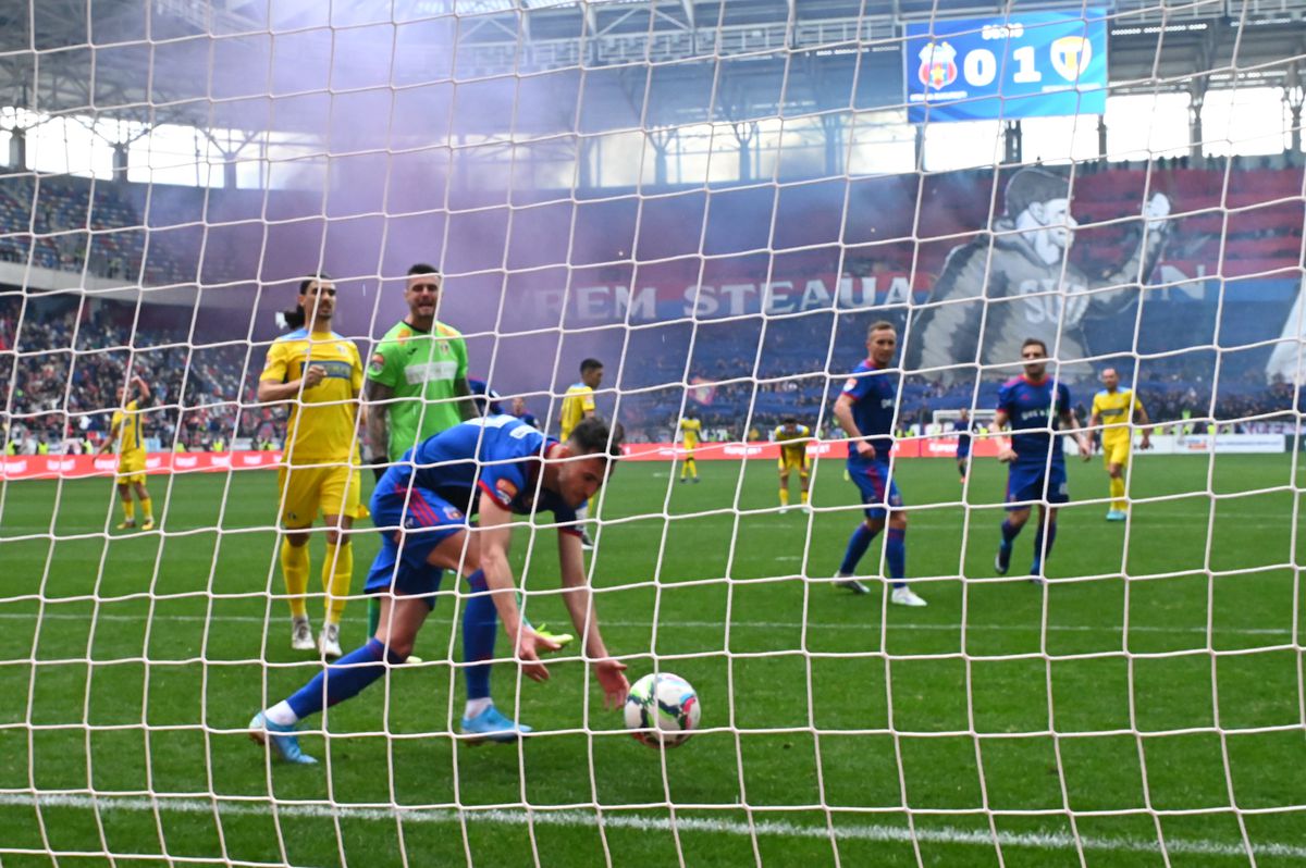 Daniel Oprița, încântat după CSA Steaua - Petrolul » Ce le-a spus jucătorilor la pauză