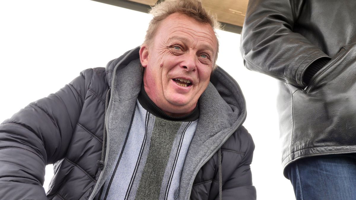 Aurică a lu' Purcaru din Adânca a jucat contra lui Dobrin! » Vedeta „Raj Kapur” a explicat cum se „antrenează”: „La cât am băut aseară, mă mir că mai sunt viu”