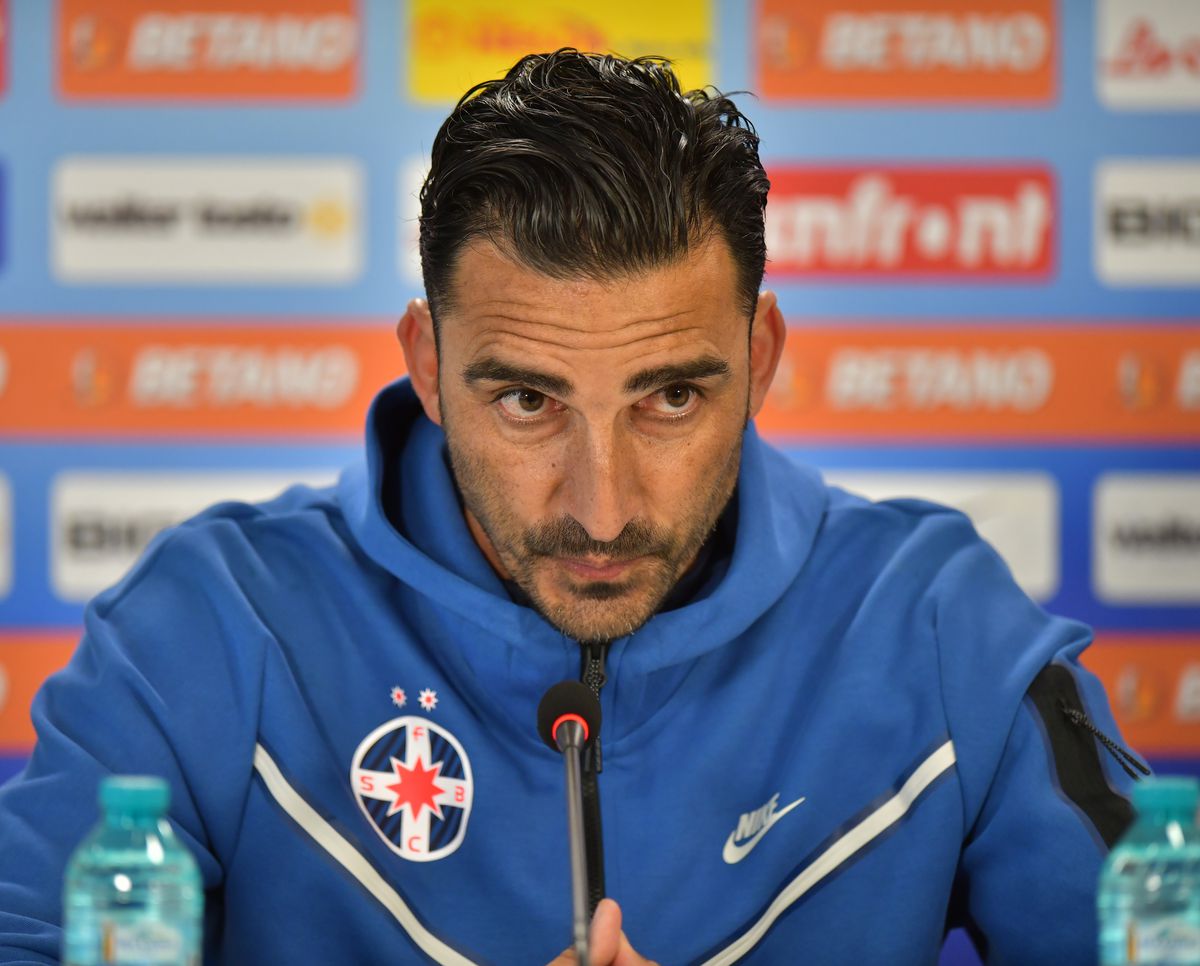 Ilie Dumitrescu și Marius Lăcătuș au comentat numirea lui Charalambous la FCSB: „L-am văzut decis” vs „Eu aștept să văd reacția din partea cealaltă”