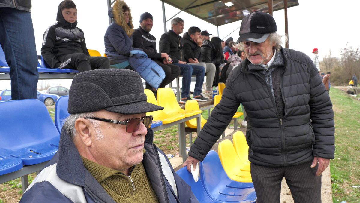 Aurică a lu' Purcaru din Adânca a jucat contra lui Dobrin! » Vedeta „Raj Kapur” a explicat cum se „antrenează”: „La cât am băut aseară, mă mir că mai sunt viu”