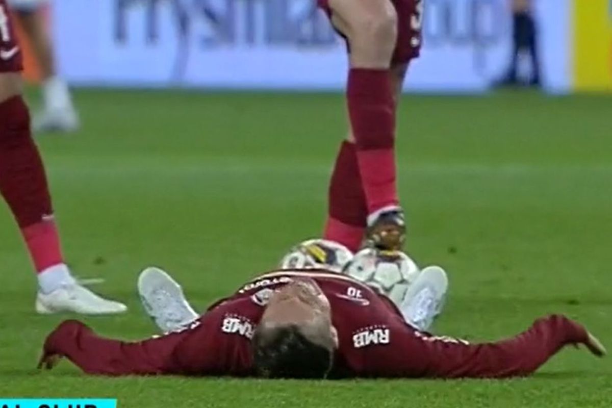 Ciprian Deac și-a speriat colegii, cu puțin timp înaintea derby-ului Craiova - CFR » S-a prăbușit pe teren la încălzire!