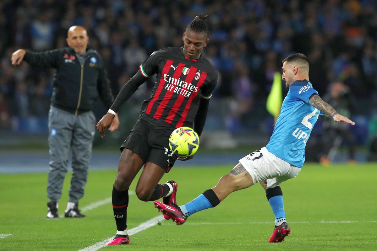 Napoli - AC Milan, derby cu parfum de Champions League în Serie A