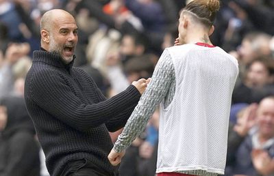 Pep Guardiola, acuzat de lipsă de respect faţă de adversarii de la Liverpool: „Ok, scuze. Îmi pare foarte rău”