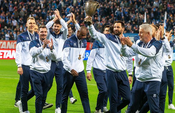 Au adus Cupa în Bănie » Moment inedit pe „Oblemenco”, la derby-ul Craiova - CFR Cluj: un stadion întreg i-a aplaudat în picioare