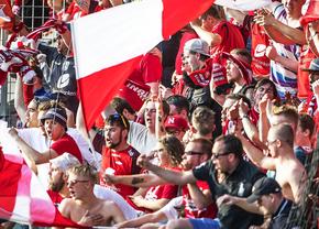 Scandal în The Guardian! UEFA, acuzată că intimidează un club pentru o scandare! Ripostă oficială: „Suntem din Bergen și cântăm ce vrem!"