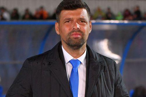 Florin Maxim, antrenorul de la Corvinul Hunedoara, și-a lăudat jucătorii, după ce aceștia au umilit-o pe CFR Cluj, scor 4-0, în „sferturile” Cupei României Betano.