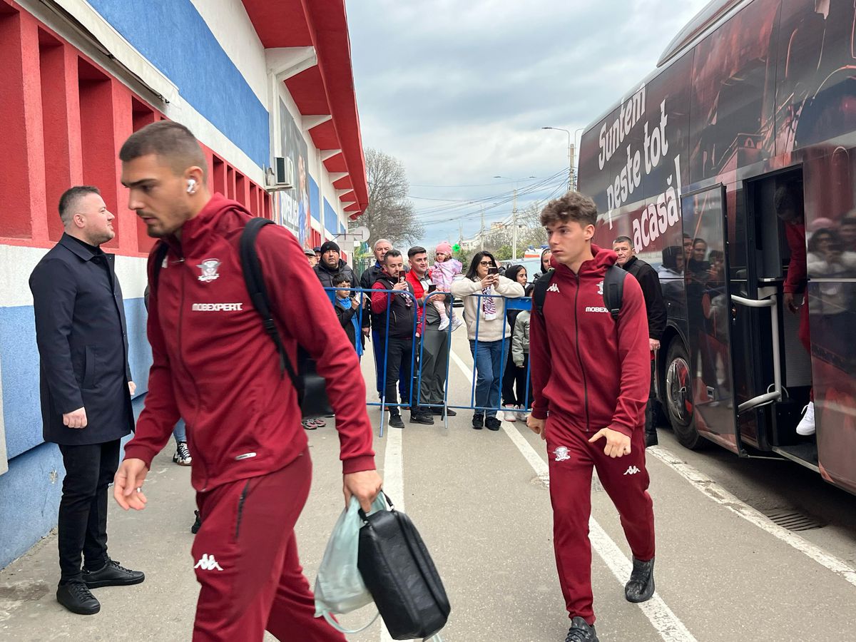 Imagini înainte de Metalul Buzău - Rapid