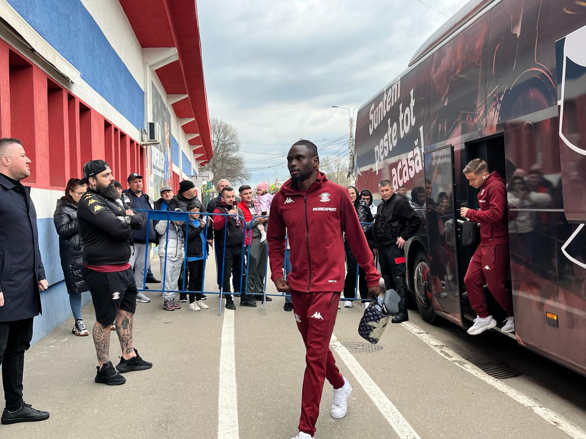 Imagini înainte de Metalul Buzău - Rapid