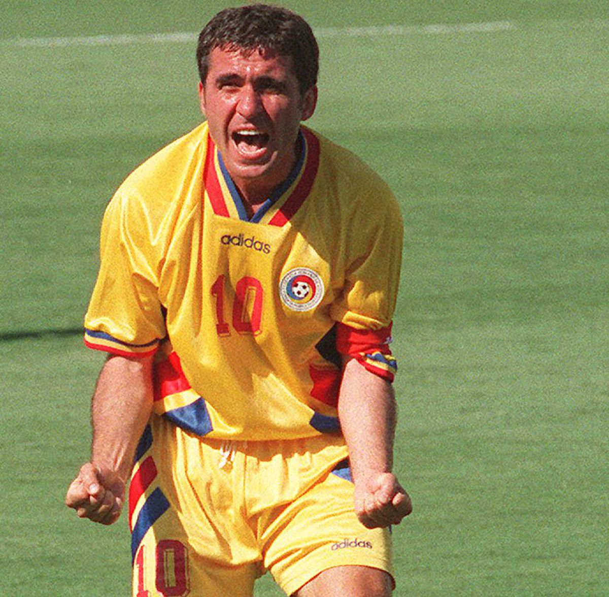 Istorie cu filtru Ghibli! Gazeta a generat 25 de imagini cu momente fabuloase din fotbalul românesc