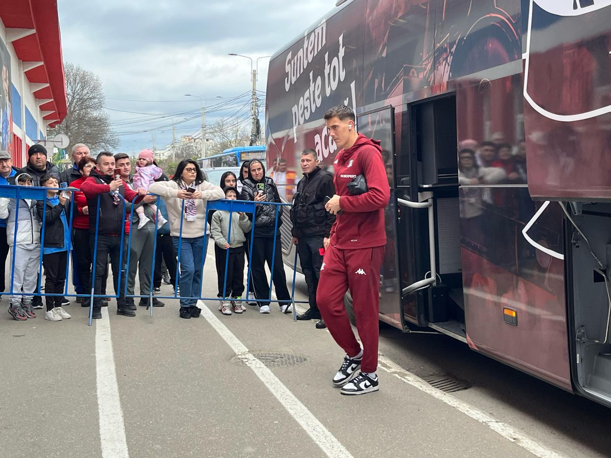 Imagini înainte de Metalul Buzău - Rapid