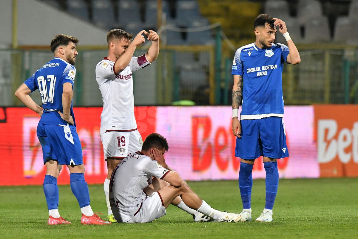 Metalul Buzău - Rapid 0-3, în „sferturile” Cupei României Betano » Două goluri în două minute, 3-0 la final, ura și la gară!