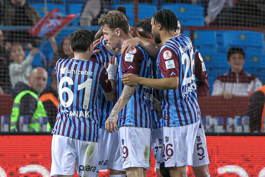 Nebunie în Trabzonspor - Bodrumspor, meci din „sferturile” Cupei Turciei, foto: X