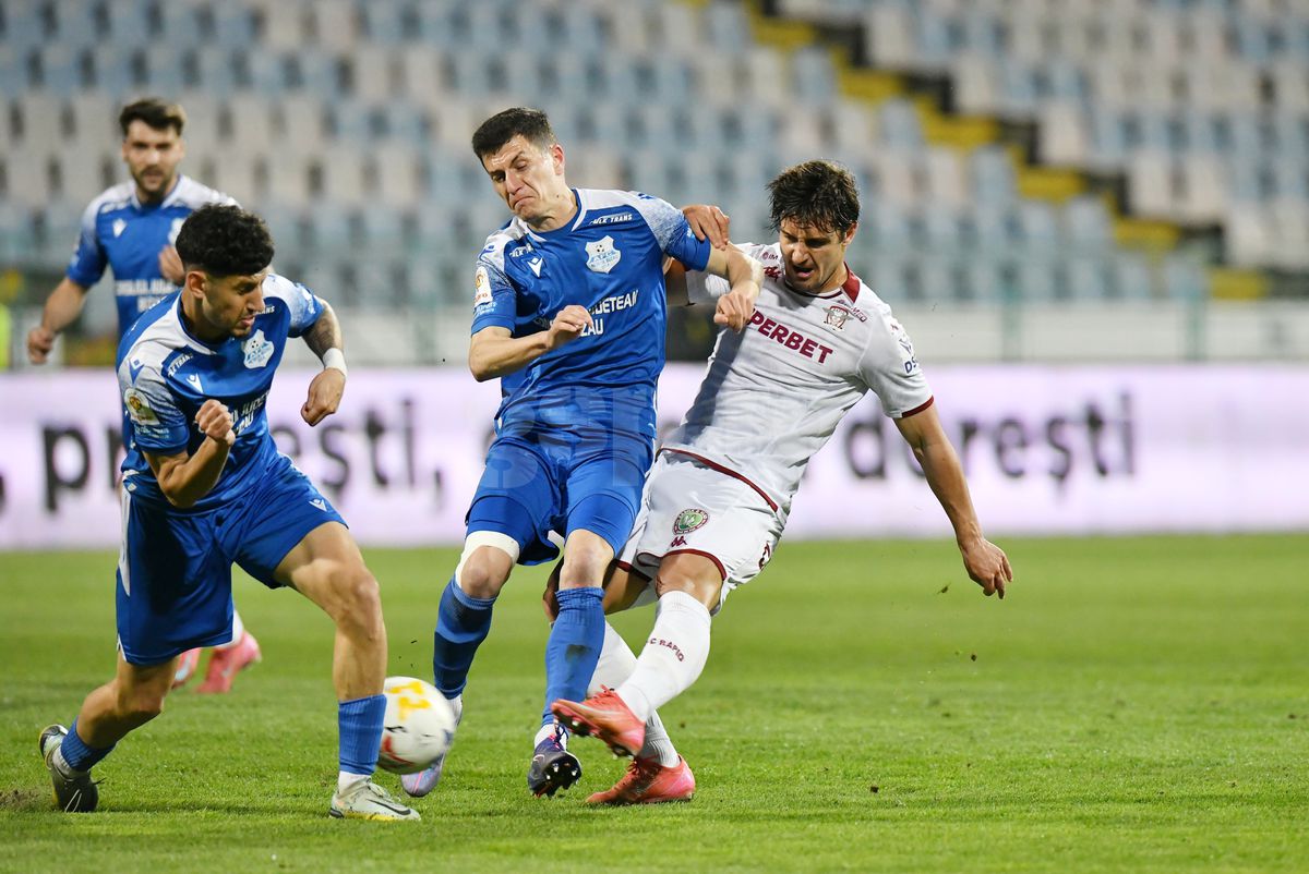 Metalul Buzău - Rapid 0-3, în „sferturile” Cupei României Betano » Două goluri în două minute, 3-0 la final, ura și la gară!