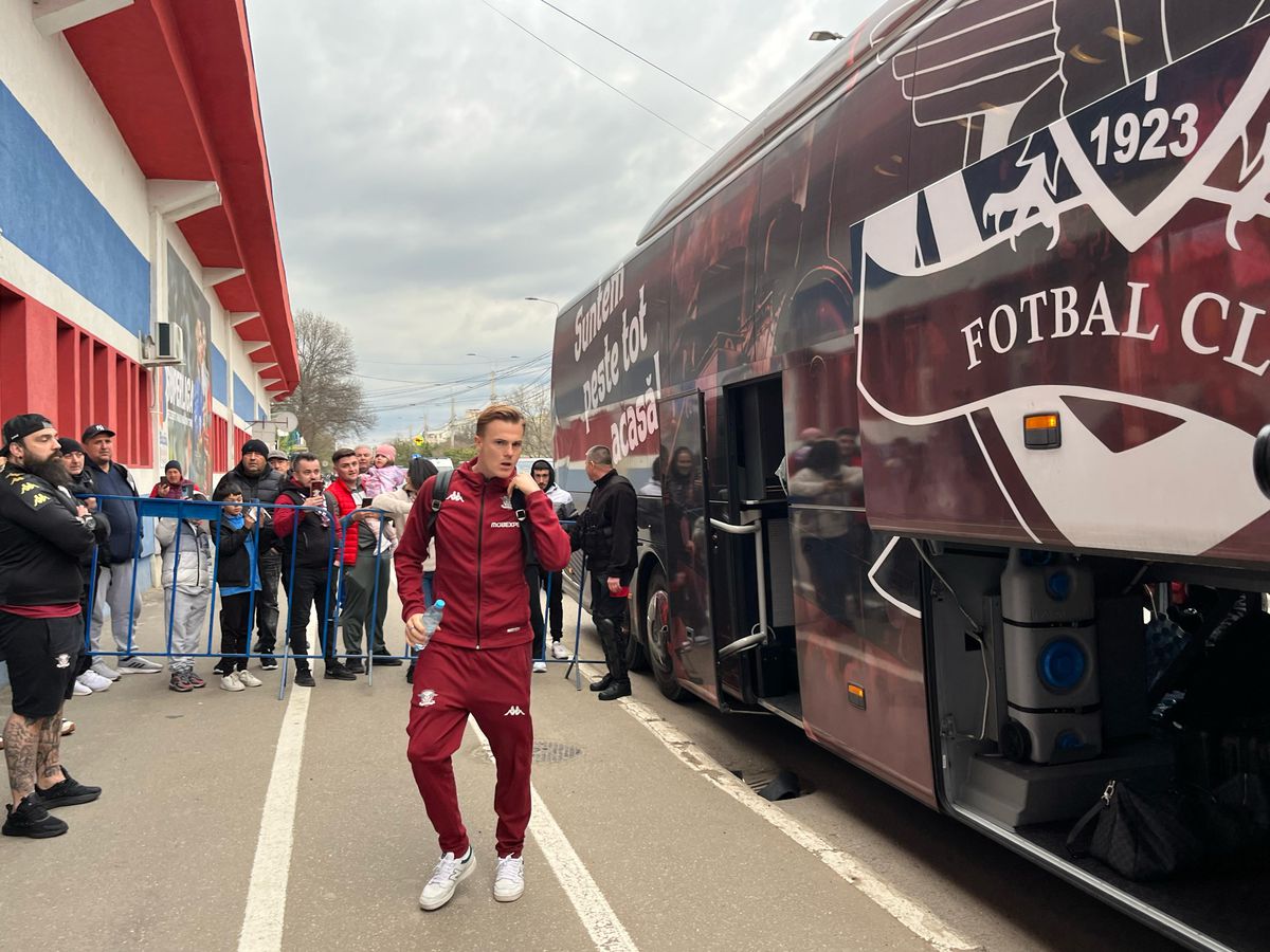 Imagini înainte de Metalul Buzău - Rapid