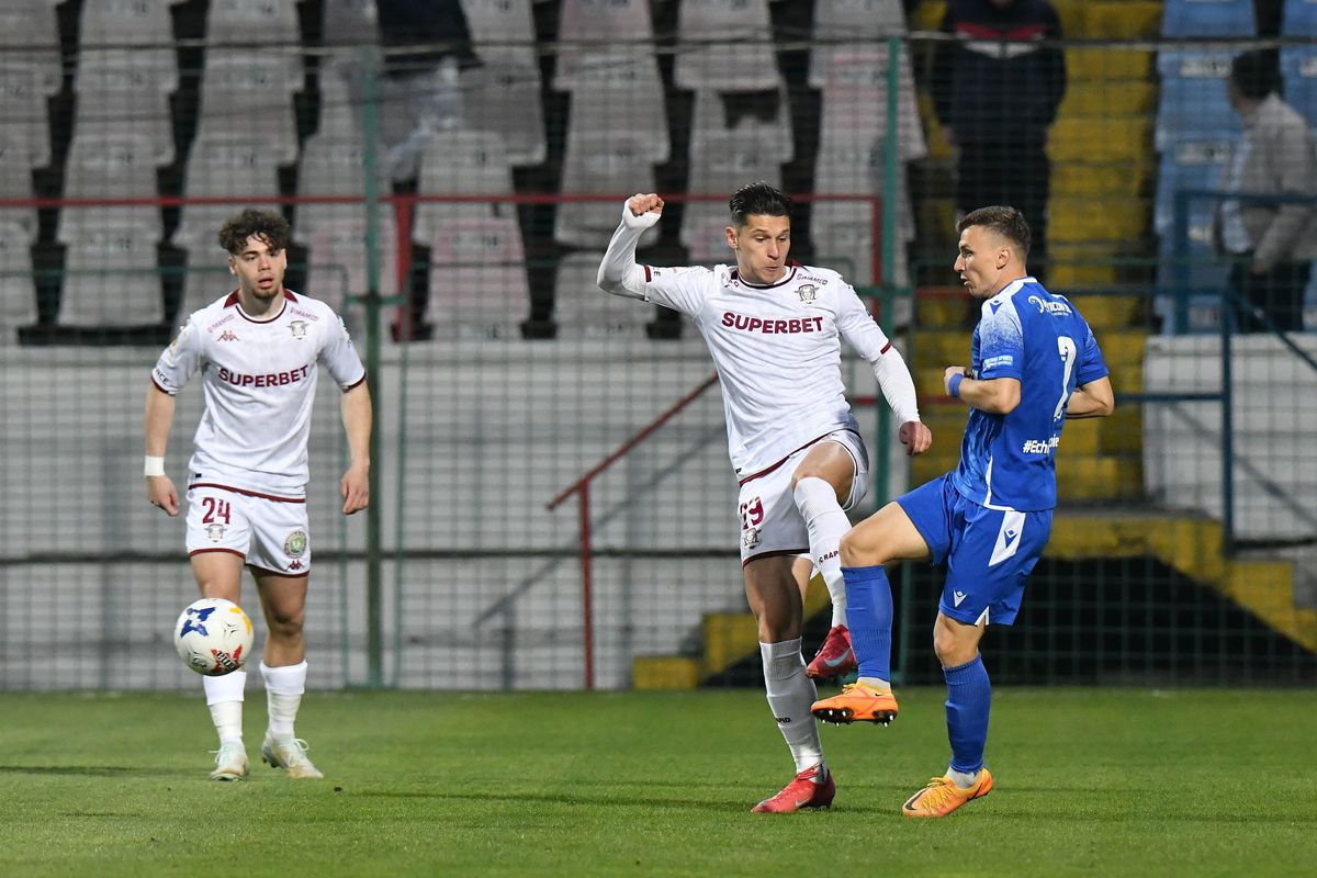 Metalul Buzău - Rapid 0-3, în „sferturile” Cupei României Betano » Două goluri în două minute, 3-0 la final, ura și la gară!
