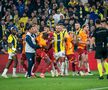 Teroare la Fenerbahce - Galatasaray » 3 „roșii” în prelungiri, Mourinho l-a lovit pe Buruk, mii de jandarmi au intervenit în forță! Scene de război