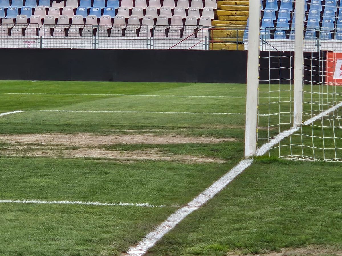 Cum arată gazonul de la Buzău, înainte de Metalul - Rapid