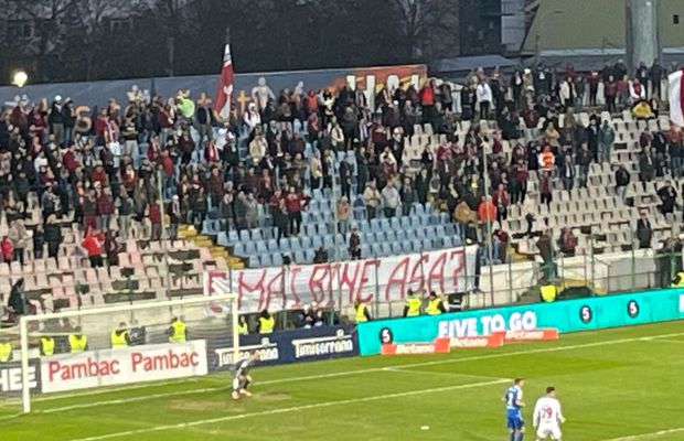 „E mai bine așa?” » Ruptură totală la Rapid! Conducerea e divizată în tribune, suporterii protestează » Ce s-a întâmplat la meciul cu Metalul Buzău