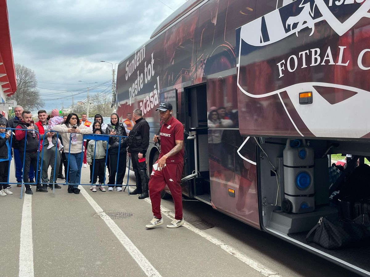 Imagini înainte de Metalul Buzău - Rapid