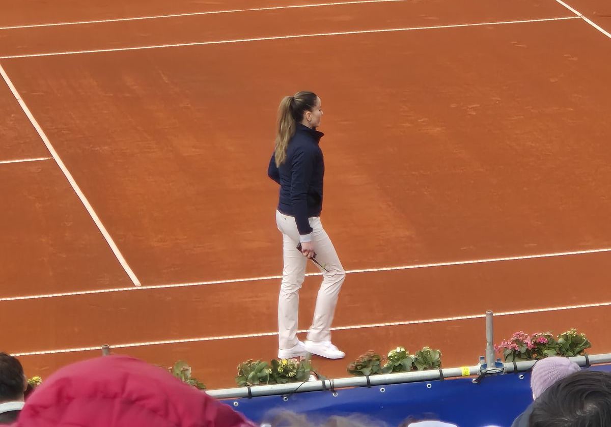 Arbitra Marijana Veljovic a atras toate privirile la turneul Țiriac Open de la București