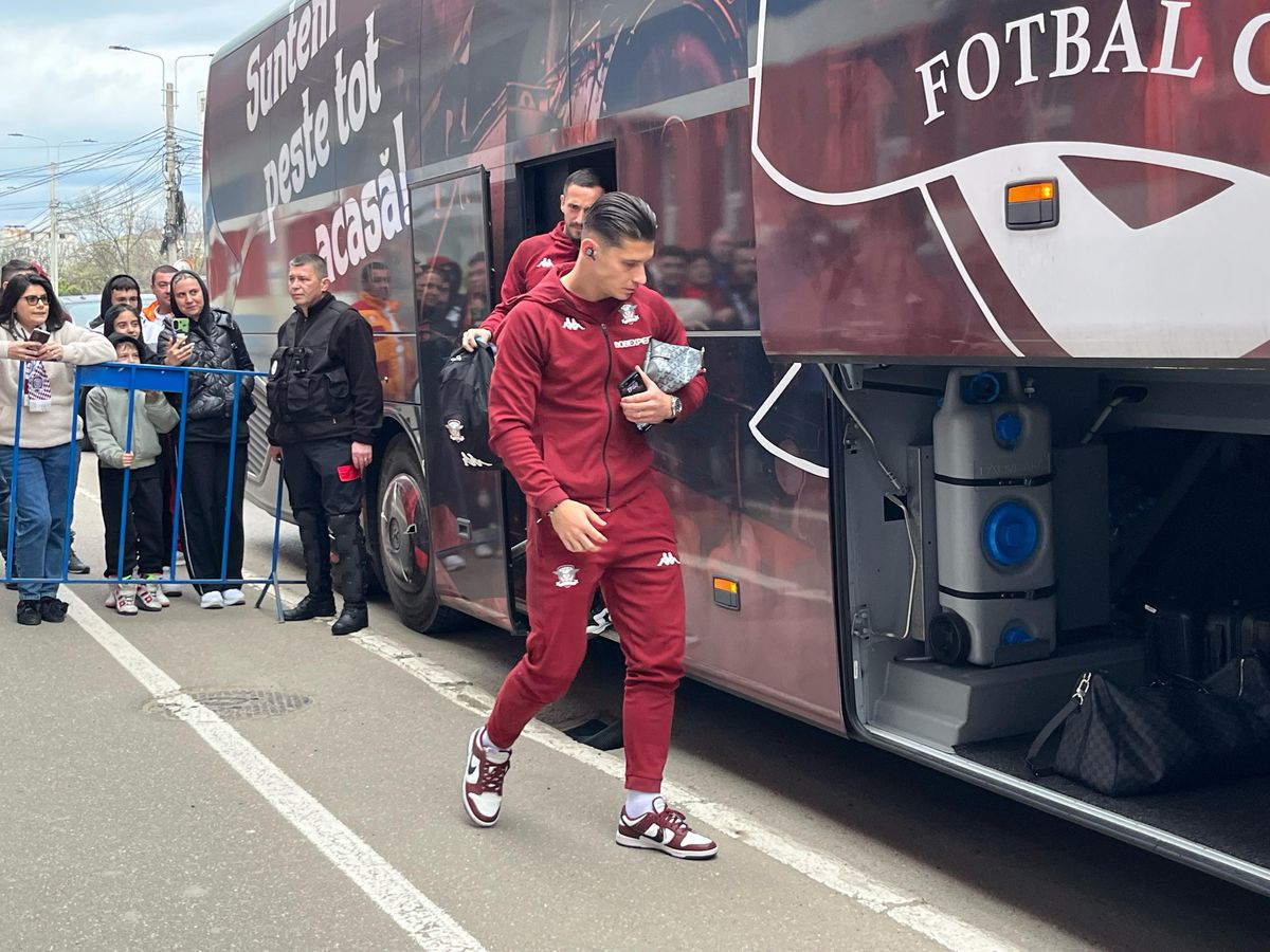 Imagini înainte de Metalul Buzău - Rapid