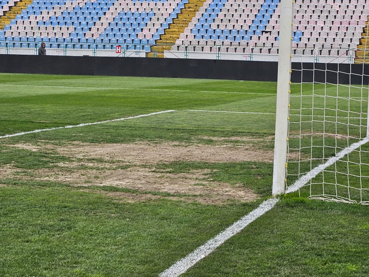 Cum arată gazonul de la Buzău, înainte de Metalul - Rapid