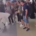 Suporterii irakieni au fost bruscați pe aeroportul din Dallas / Sursă foto: Captură X
