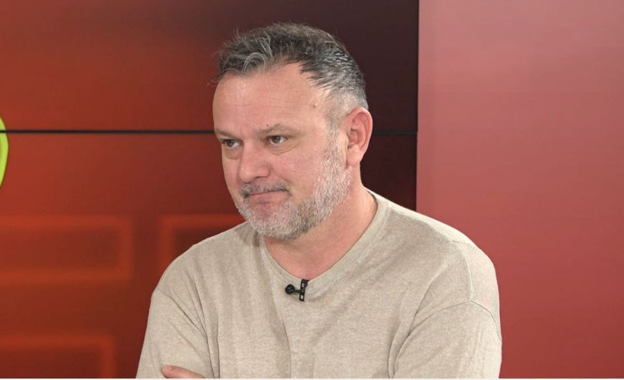 „Îți vine să înnebunești!” » Apariție rară în studio: „M-am întâlnit cu Hagi la o nuntă, a scos o foaie A4 și a început...” + „Lui Ianis știi ce i-am spus?”