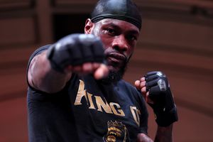 Ultimul mare campion mondial la „grea” pentru SUA povestește în premieră despre fratele său ucis: „Așa și-a găsit sfârșitul, cineva l-a lovit în ceafă”