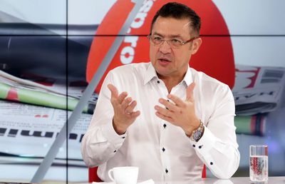 Ai ratat ediția specială cu Rudel Obreja? Miercuri, de la ora 20:00, dezvăluiri în exclusivitate: „Klaus Iohannis e un penal! Suntem niște idioți!”