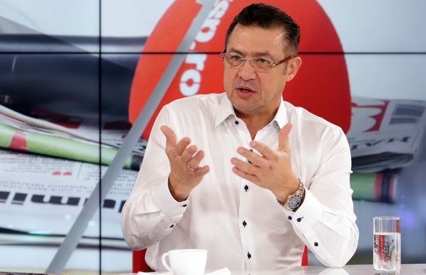 Ai ratat ediția specială cu Rudel Obreja? Miercuri, de la ora 20:00, dezvăluiri în exclusivitate: „Klaus Iohannis e un penal! Suntem niște idioți!”