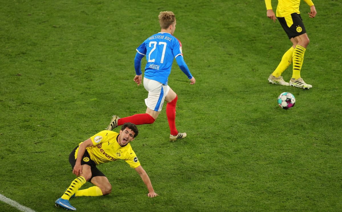 Finala Cupei Germaniei a fost stabilită! Victoria Borussiei Dortmund, umbrită de o accidentare horror